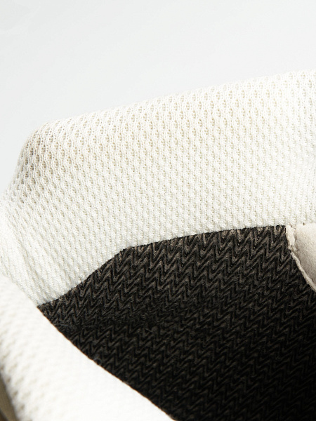 8457-12 Кроссовки